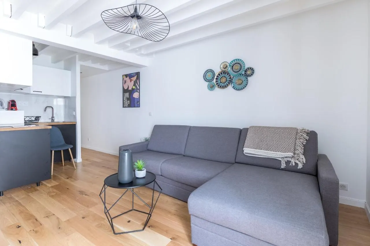 Home Suite Home Grands Boulevards 41 Paříž
